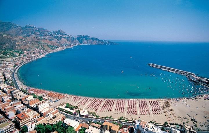 جيارديني ناكسوس B&B A Casa Di Amici المظهر الخارجي الصورة