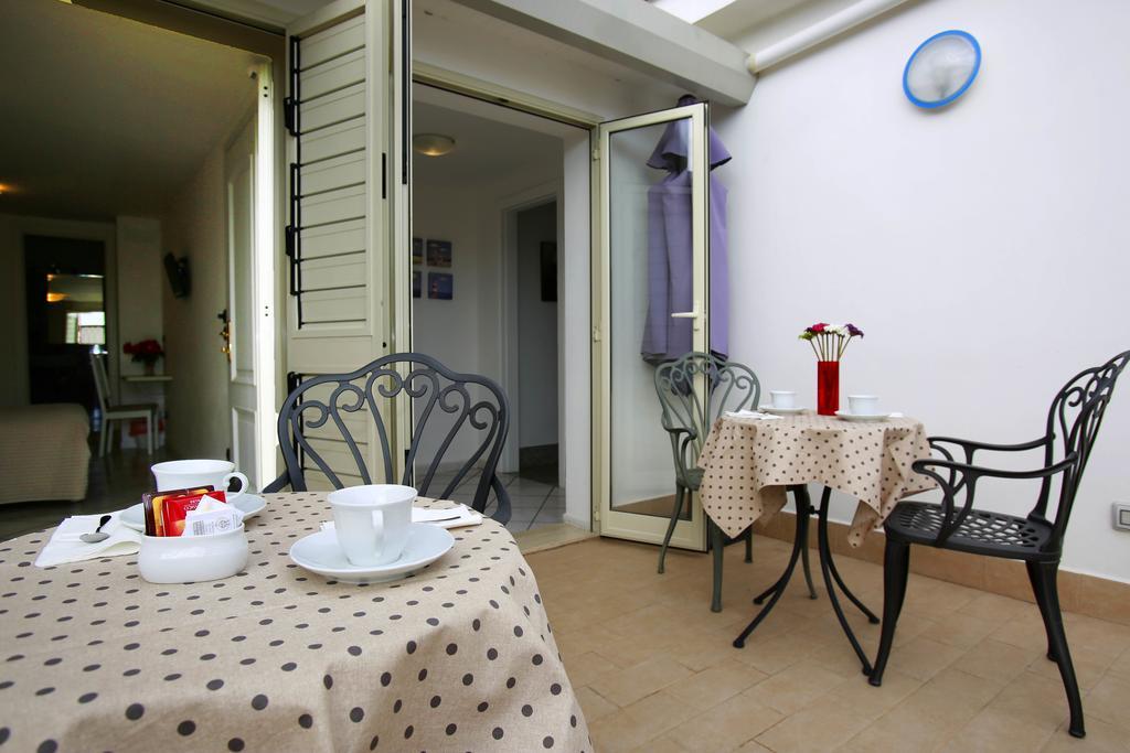 جيارديني ناكسوس B&B A Casa Di Amici المظهر الخارجي الصورة
