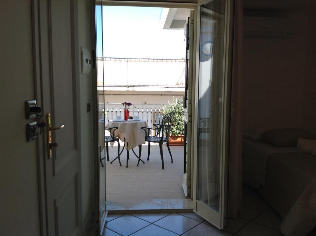جيارديني ناكسوس B&B A Casa Di Amici المظهر الخارجي الصورة